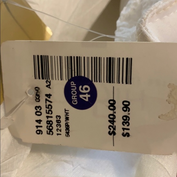 Dress - Picture 6 of 6